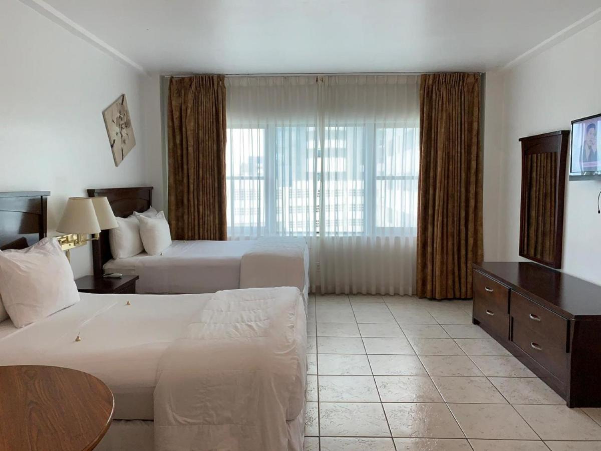 Beachfront Studios Casablanca Rentals マイアミビーチ エクステリア 写真